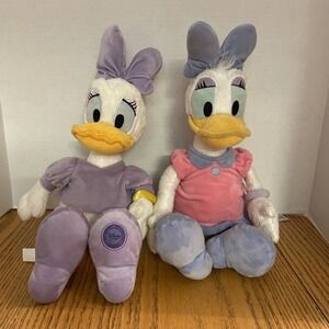 Disney Store Daisy Duck Plush & Disney Parks Daisy Duck Plush – Medium